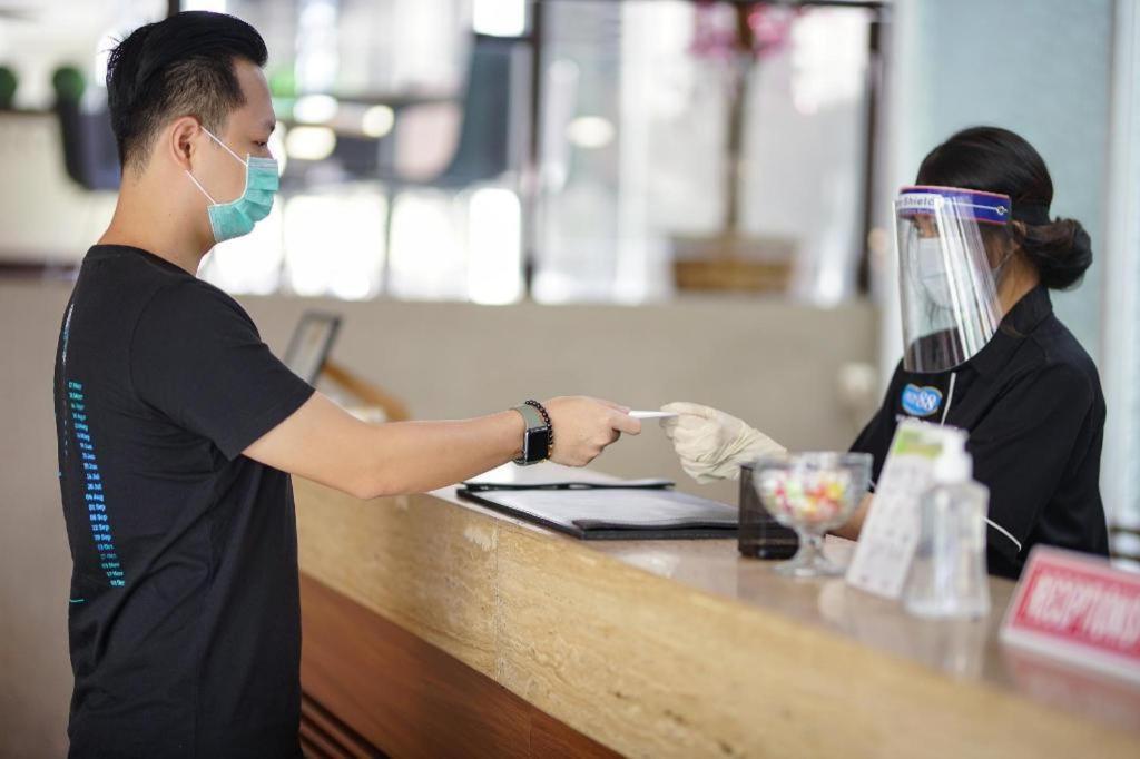 Raffleshom Hotel Bandung Eksteriør billede