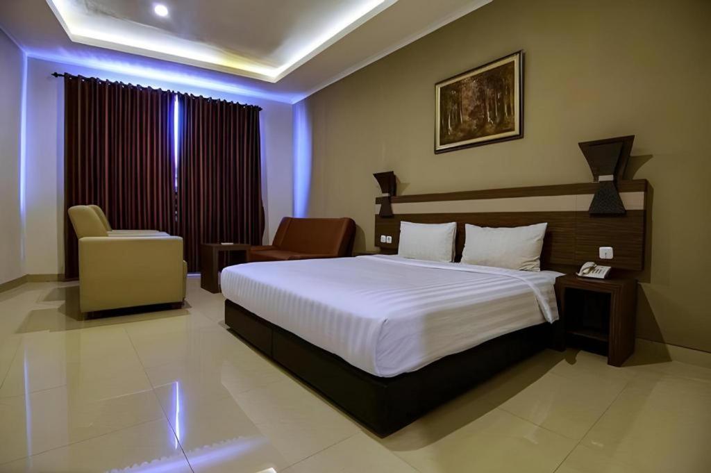 Raffleshom Hotel Bandung Eksteriør billede