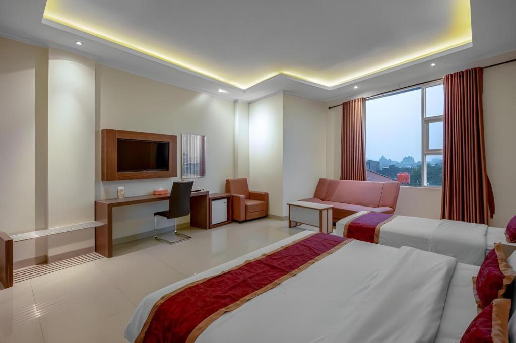 Raffleshom Hotel Bandung Eksteriør billede