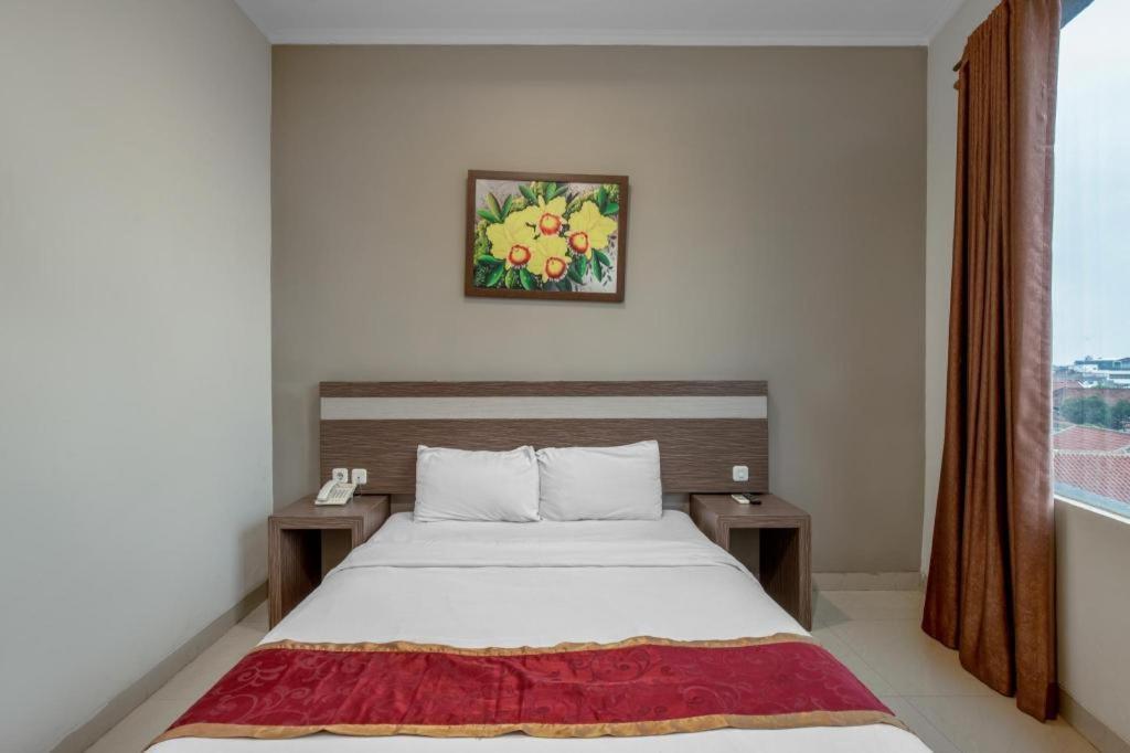 Raffleshom Hotel Bandung Eksteriør billede